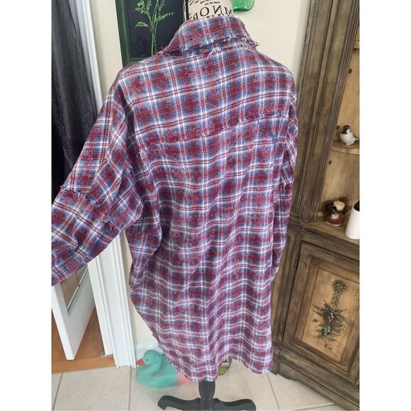 La Miel Button Down Frayed Flannel - Picture 10 of 13